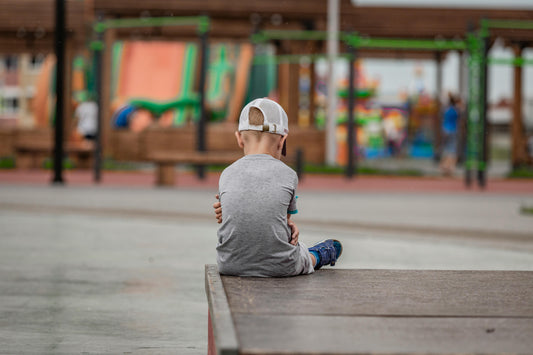 🌿 Quand un enfant perçoit le monde autrement : accompagner avec douceur
