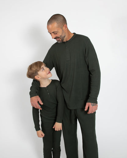 Ensemble de pyjama long deux pièces gaufré vert forêt foncé