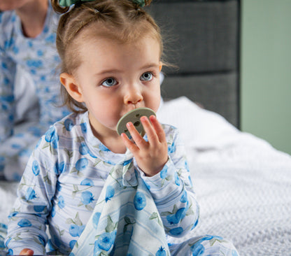 Bamboo muslin blueberry pacifier clip