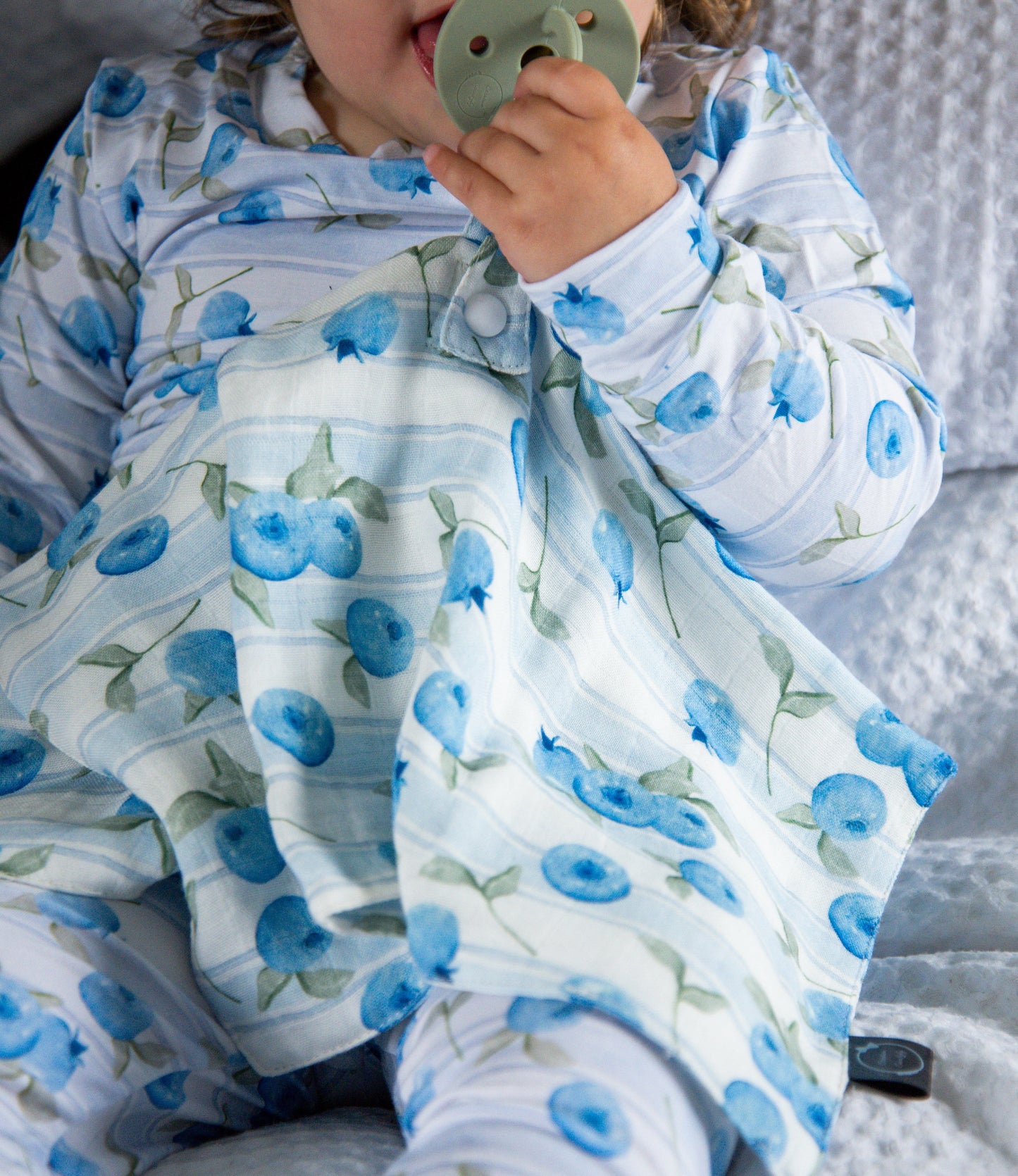 Bamboo muslin blueberry pacifier clip