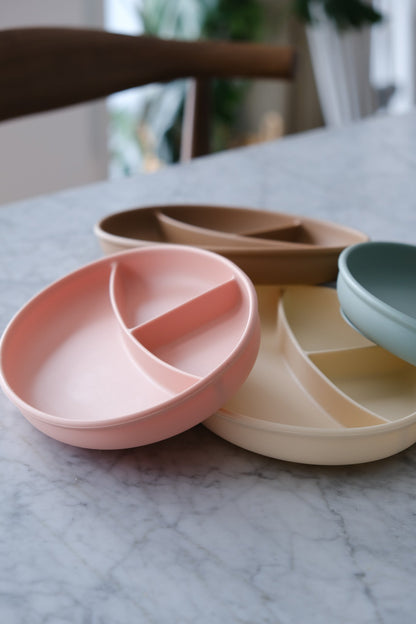 Assiette à succion divisée en silicone