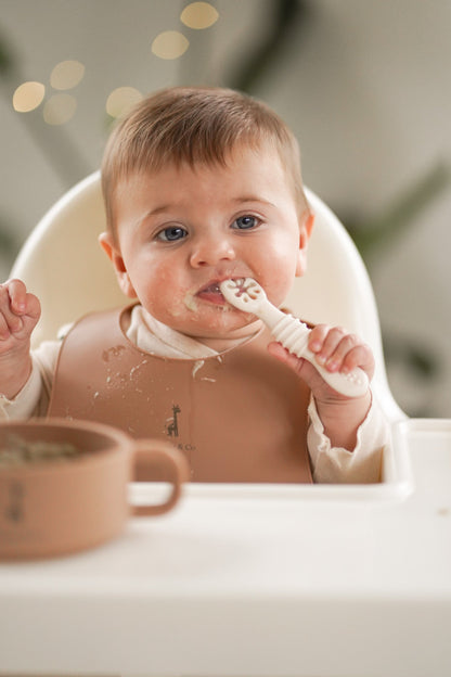 Les cuillères d'apprentissage en silicone