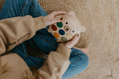 FeeliePod – Le compagnon audio apaisant qui grandit avec votre enfant