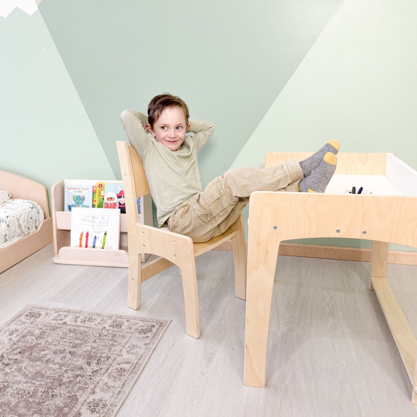 LUMEN – Bureau et chaise pour enfant  Table d’étude à hauteur ajustable