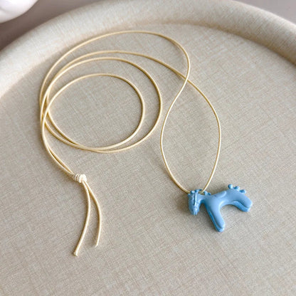 Collier long cheval coloré – Chaîne réglable style bohème pour femmes