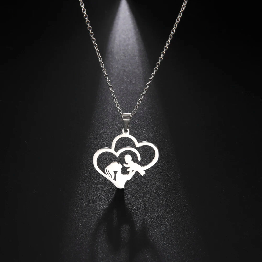 Collier Maman & Cœur | Pendentif Silhouette en Acier Inoxydable
