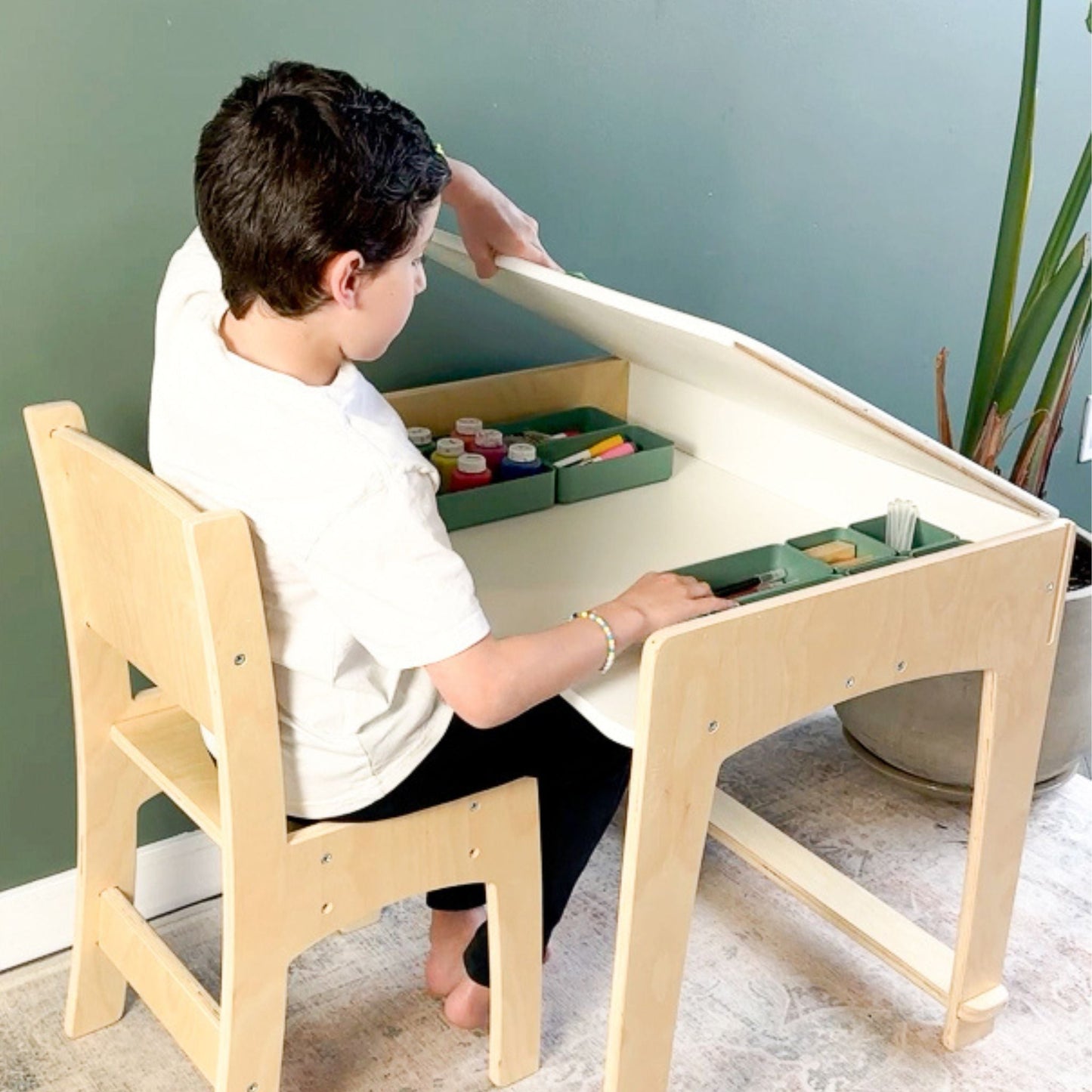 LUMEN – Bureau et chaise pour enfant  Table d’étude à hauteur ajustable