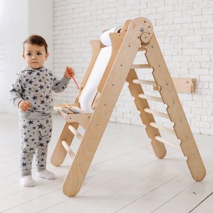 Ajout artistique pour le triangle d’escalade