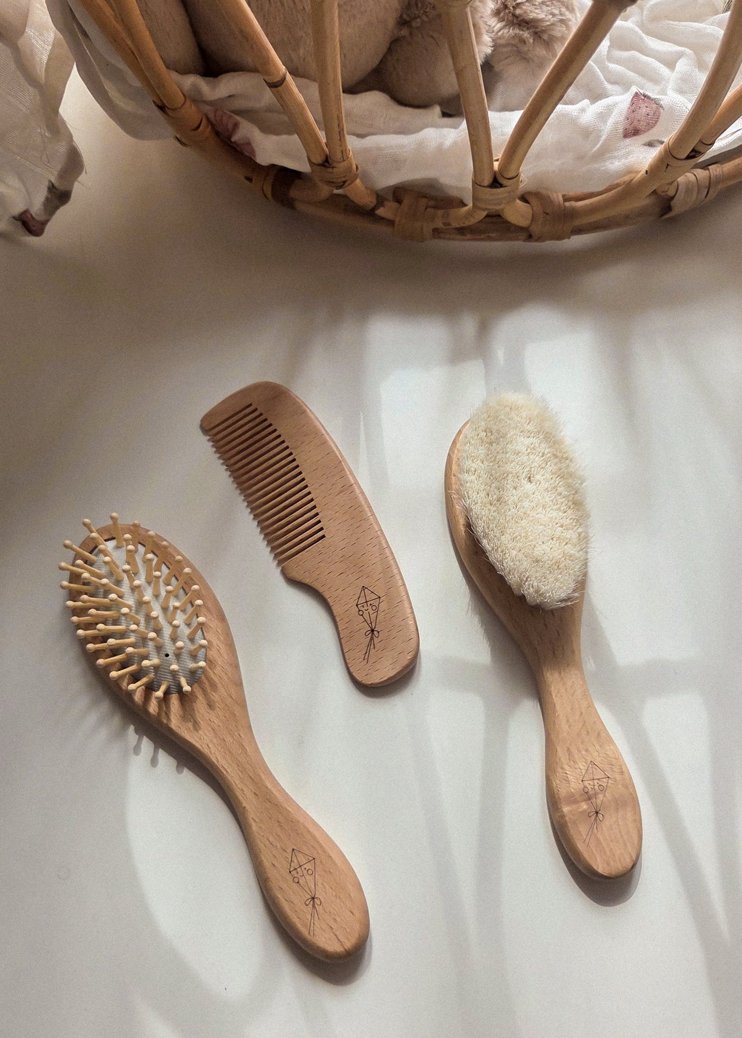 Ensemble de Soins Capillaires Bébé – Trio de Brosses en Bambou Naturel - Menoum