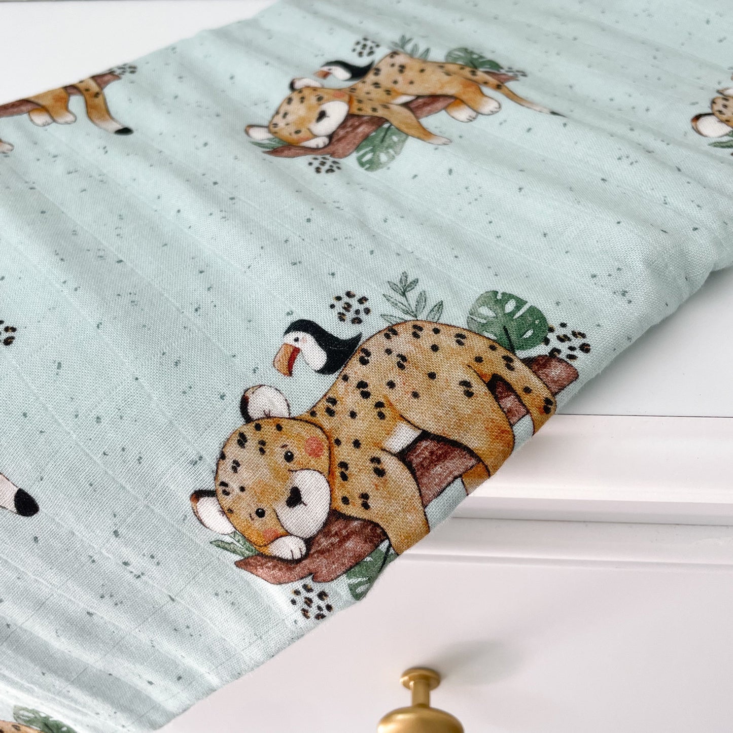 Mousseline 70% bambou  - Léopard et perroquet